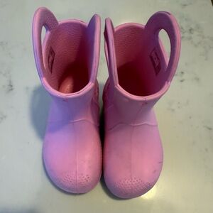 crocs rain boots size 7